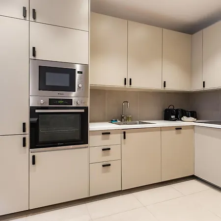 Appartement Charming - Air-conditioned And Terrace Parijs