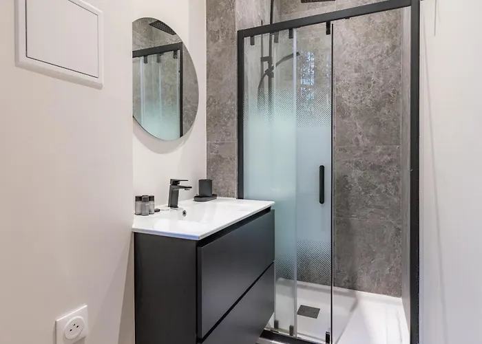 Charming - Air-conditioned And Terrace