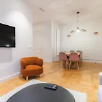 Apartamento Charming - Air-conditioned And Terrace *